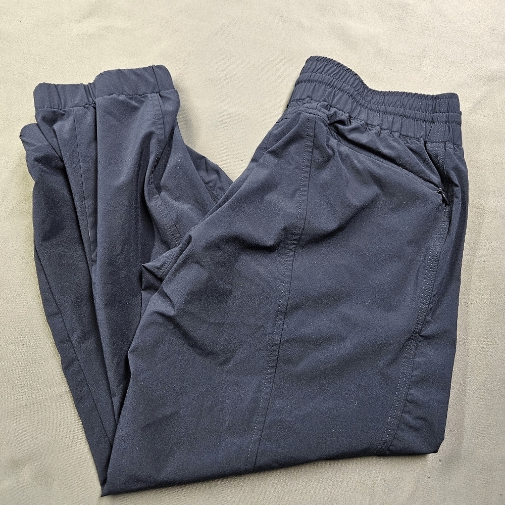Athleta Attitude Pants Joggers Side Rouching Size 4 Grey